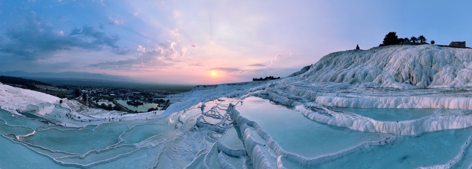 About-pamukkale-hierapolis-background