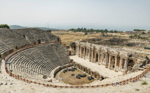 From Antalya/Kemer Pamukkale and Hierapolis Tour with Lunch 