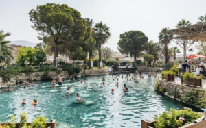 From Antalya/Kemer Pamukkale and Hierapolis Tour with Lunch 